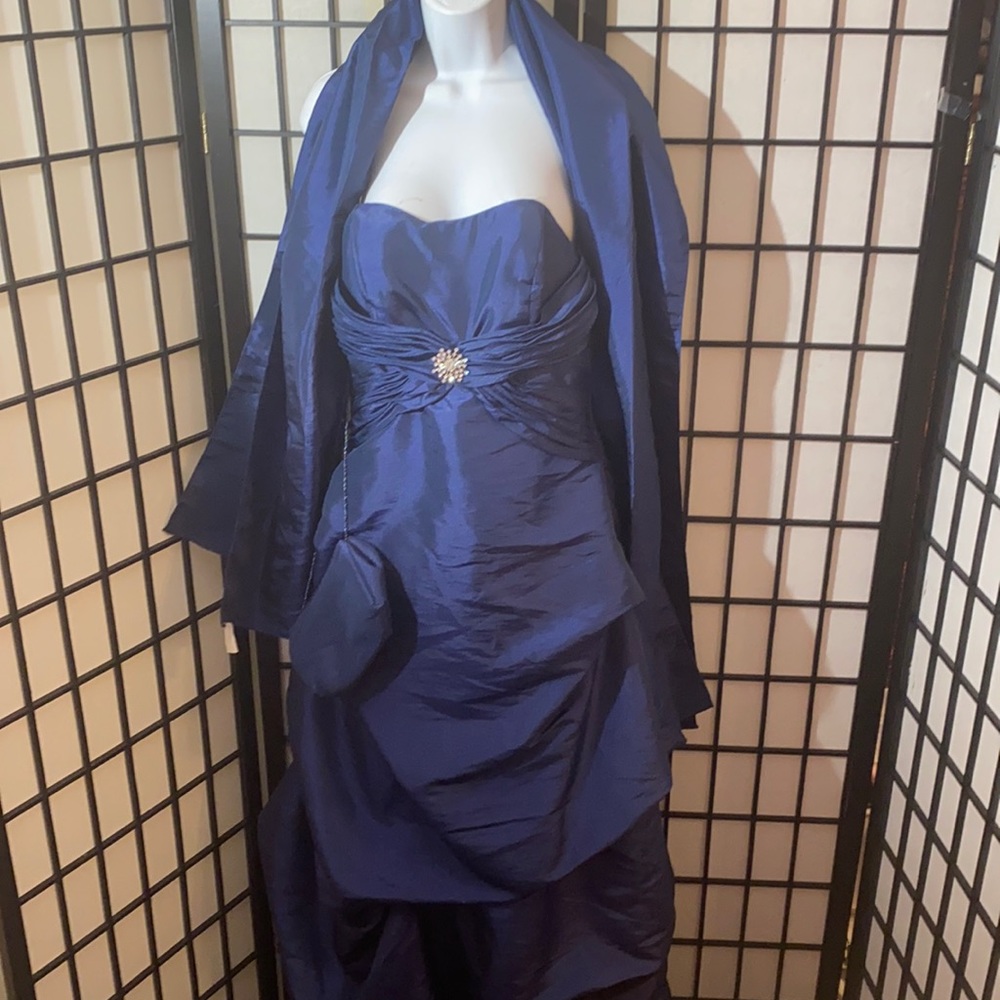 3 pc Modern Maids Bridesmaid Dress Size 2-4